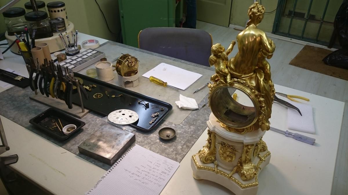 jordi-verges-reloj-luis-XVI-fol-paris-broncista-vion-30